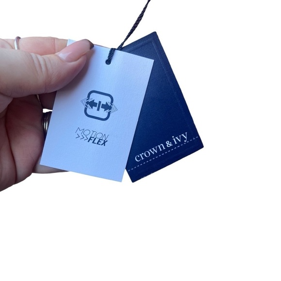 Crown & Ivy NWT Classic Fit Pink Blue Button Down Blouse I Size: L - Picture 6 of 9